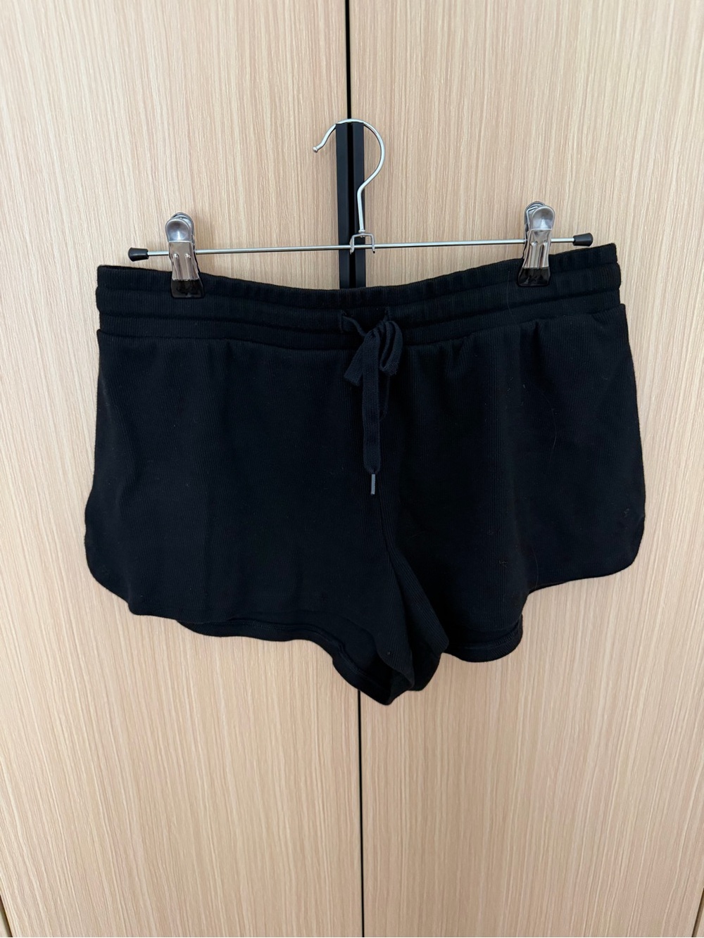Aritzia Black Women's Drawstring Athletic Shorts